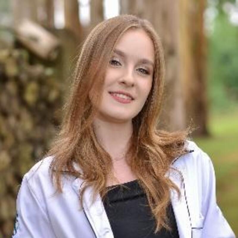 Nicole Cristine Iliuk